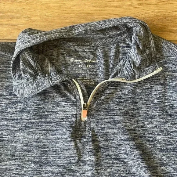 Tommy Bahama Active boys size large 10/12 long sleeve 1/4 zip shirt blue thin - Picture 2 of 3